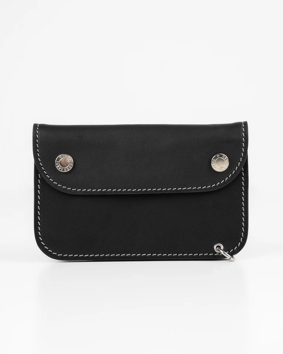 1021-ogl-brave-horsehide-trucker-wallet-black-1.webp OGL Brave Horsehide Trucker Wallet - Black