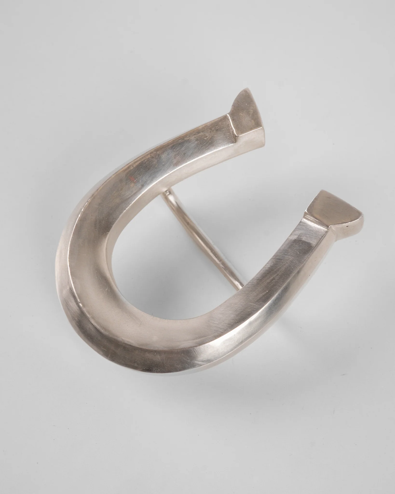 1121-ogl-horseshoe-belt-buckle-sterling-silver-1.webp OGL Horseshoe Belt Buckle - Sterling Silver