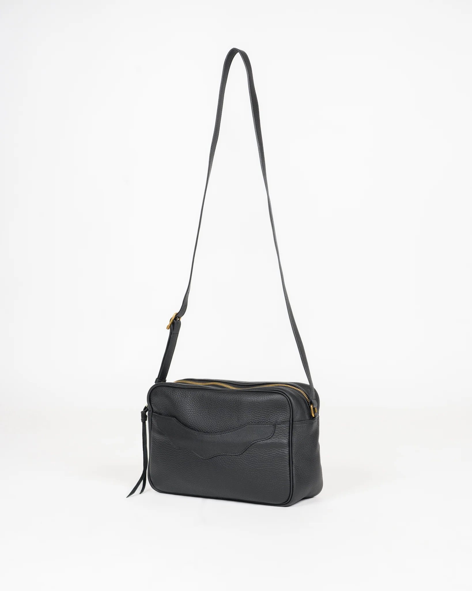 1176-ogl-9981-large-tumbled-leather-handbag-black-1.webp OGL 9981 Large Tumbled Leather Handbag - Black