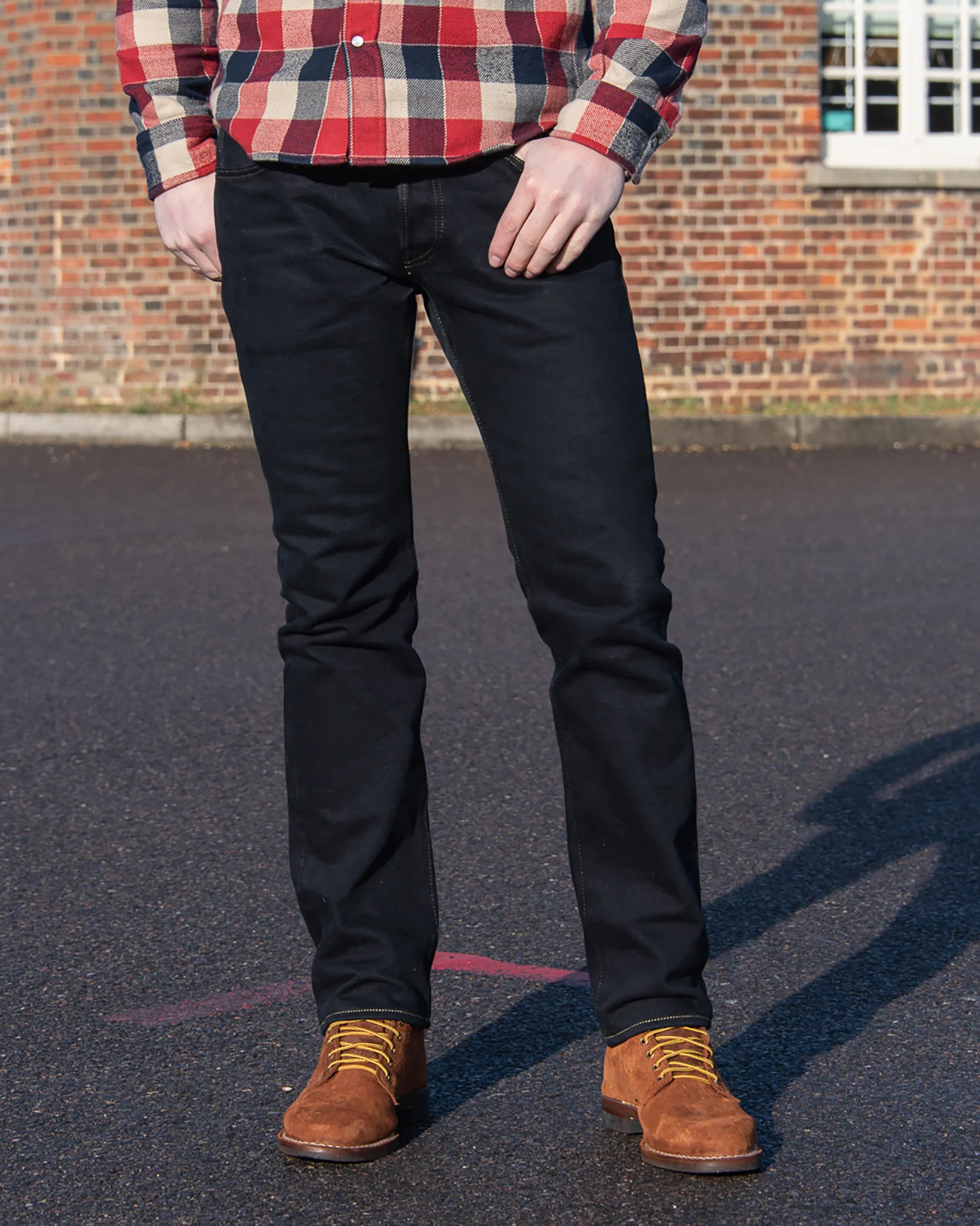 2251-21oz-selvedge-denim-slim-tapered-cut-jeans-indigo-overdyed-black-4.webp 21oz Selvedge Denim Slim Tapered Cut Jeans - Indigo Overdyed Black