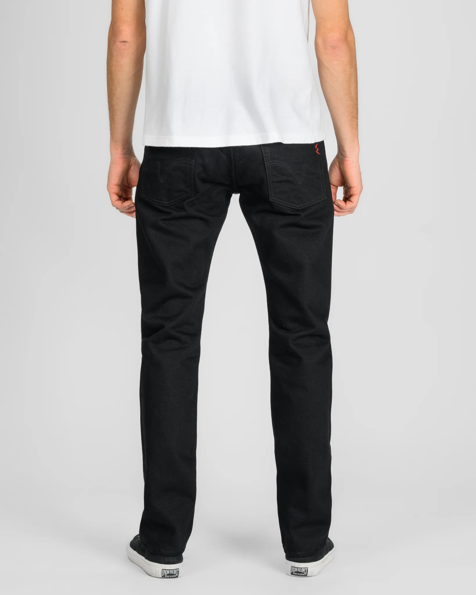 2433-14oz-selvedge-denim-slim-tapered-cut-jeans-black-black-3.webp 14oz Selvedge Denim Slim Tapered Cut Jeans - Black/Black