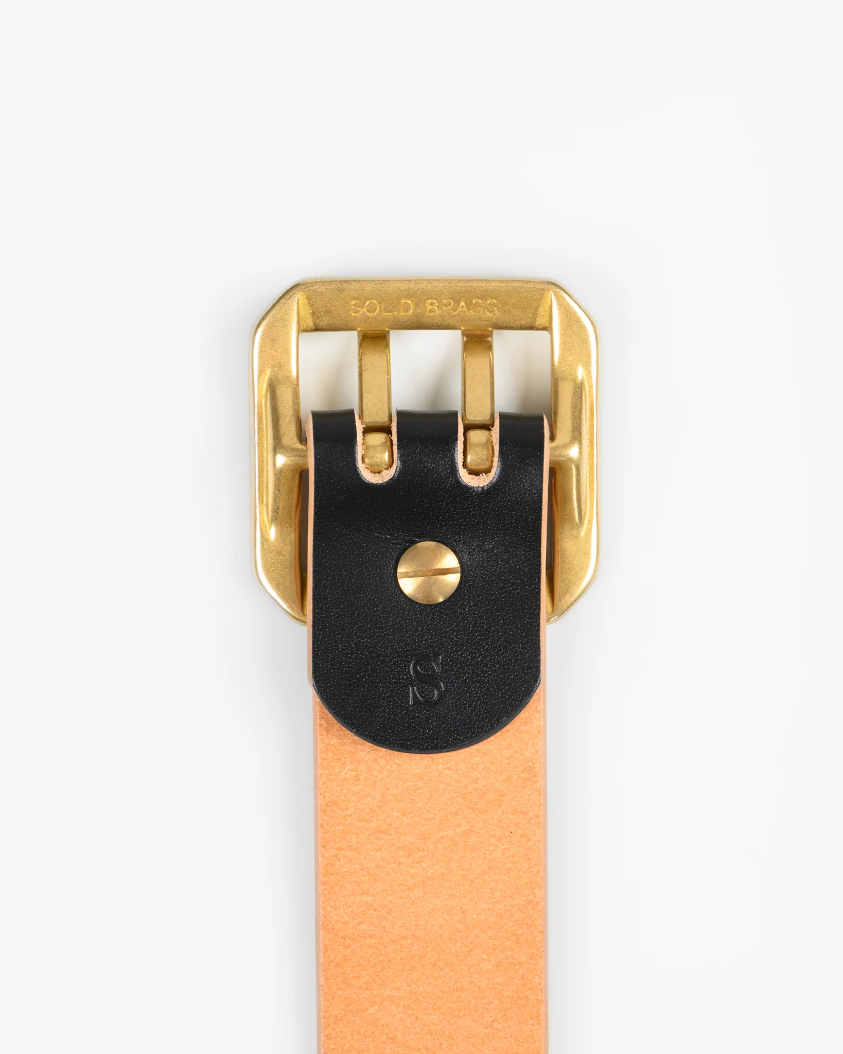 551-ogl-double-prong-garrison-buckle-leather-belt-hand-dyed-black-4.webp OGL Double Prong Garrison Buckle Leather Belt - Hand-Dyed Black